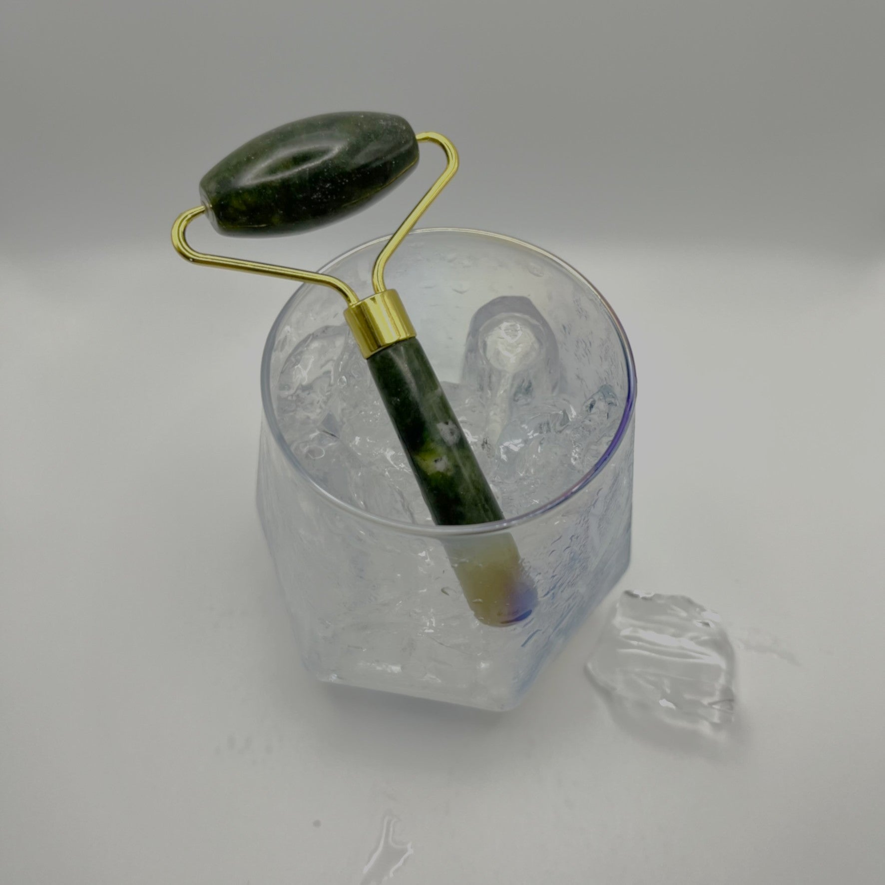 Jade Kristall Symbolik – Harmonie, Ausgleich und Schutz