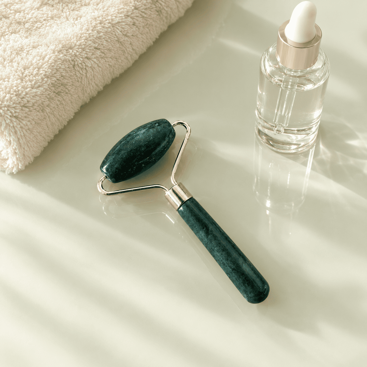 Mini Gesichtsroller aus Jade